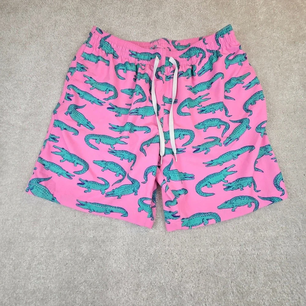 Chubbies Mens XL Pink Crocodile Print Swim Trunks 7 Inch Inseam Mesh Lined FA23